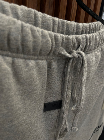Short Essentials S22 ¨Dark Oatmeal¨